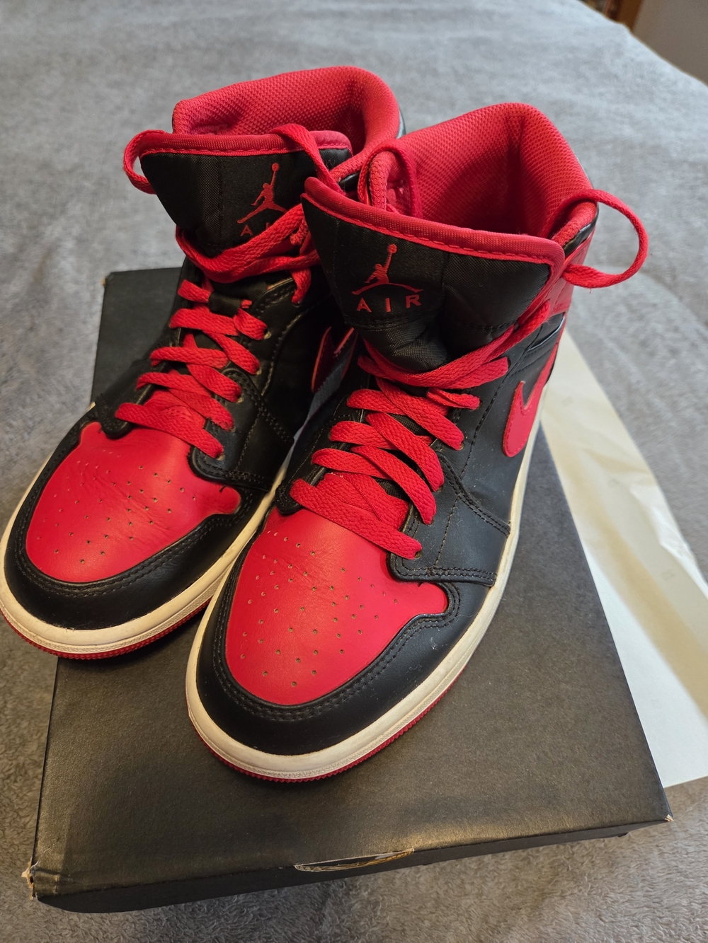Nike Air Jordan 1 Mid Black/Red Men's Basketball Shoes